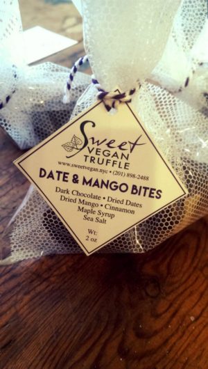 Sweet Vegan Truffle Date & Mango Bites 2 pcs 1.75 oz